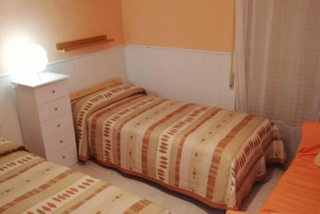 הוילה San Martín de Valdeiglesias La Casita De Noe Con Vista Al Pantano De San Juan מראה חיצוני תמונה