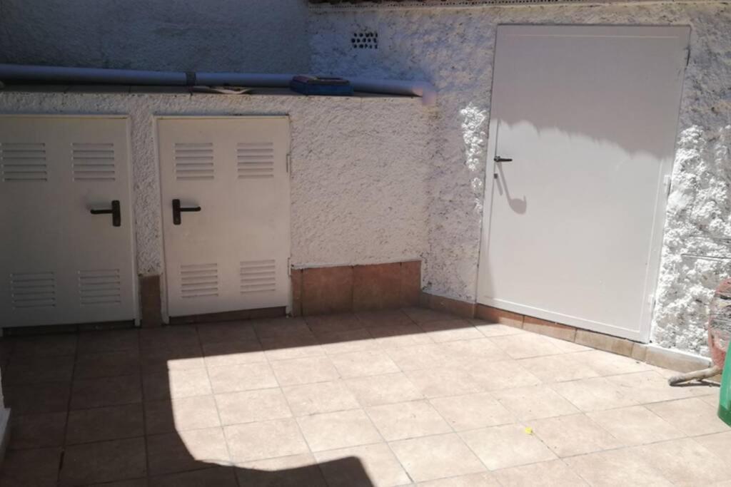 הוילה San Martín de Valdeiglesias La Casita De Noe Con Vista Al Pantano De San Juan מראה חיצוני תמונה